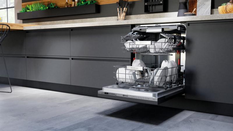 Bauknecht BCIO 3 T 341 PLET Einbauspülmaschine